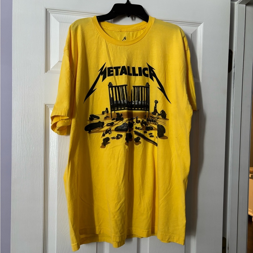 Metallica 2023 M72 concert t-shirt